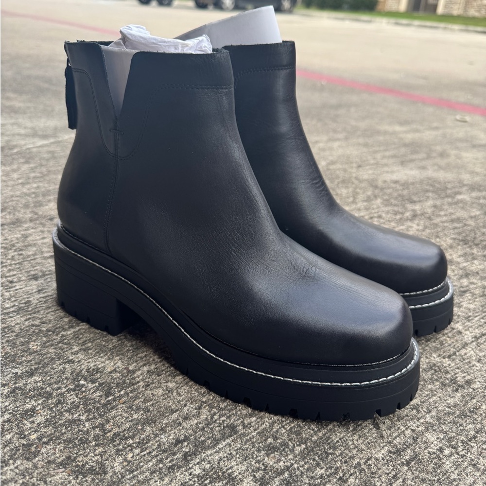 Gianni Bini Black Ankle Booties